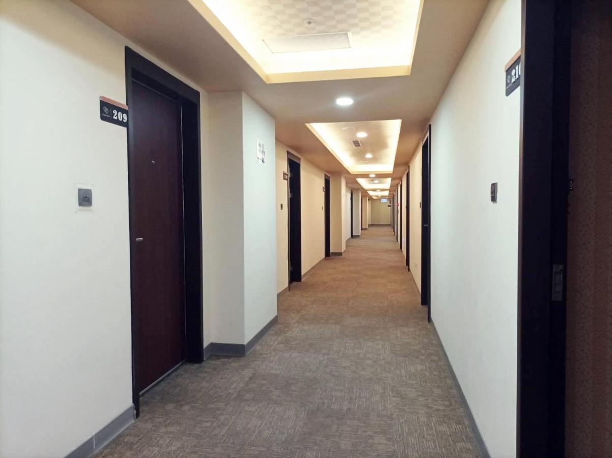 Crystal Hotel Puli Exterior photo